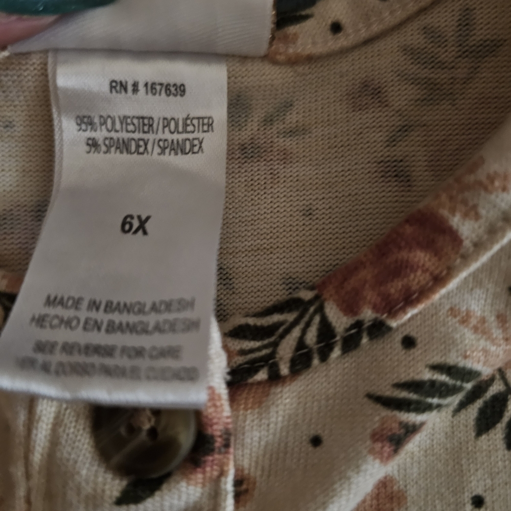 Daisy Fuentes Kids Dress with Cream and Floral Design Chic Casual - Picture 5 of 6